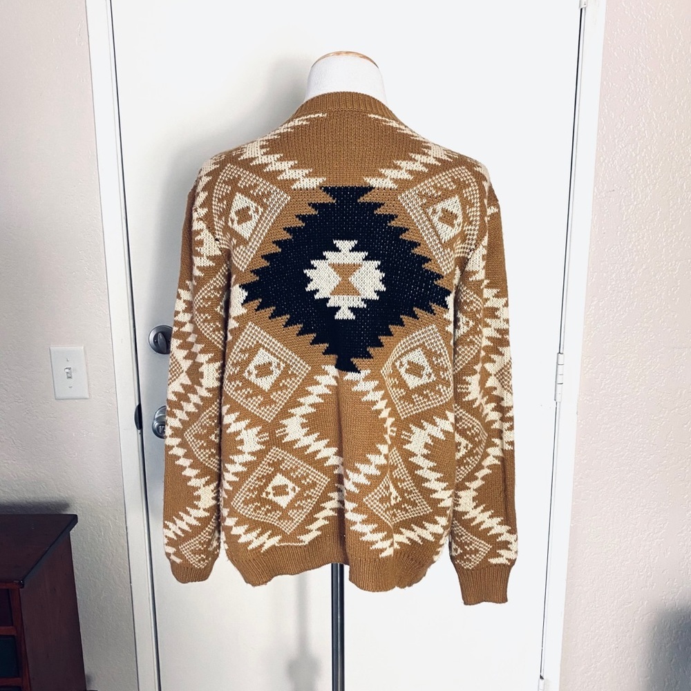 Aztec Open Front Cardigan - Picture 2 of 5